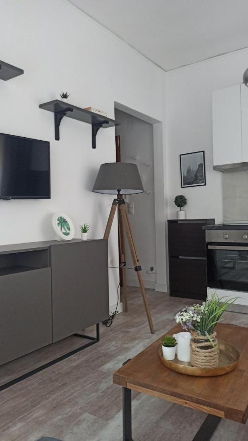Down Town Luxurious Apartments Alexandroupoli Esterno foto